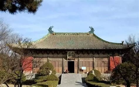 中国寺庙的布局和建筑
