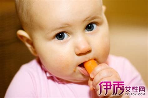 治疗湿疹的方法就是涂大量的润肤霜